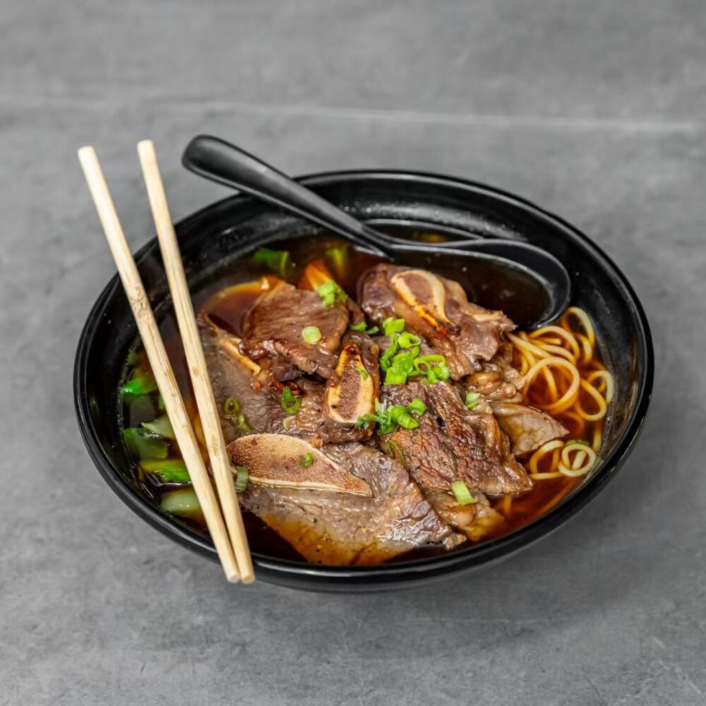 Grilled Beef Short Rib w. Noodle
